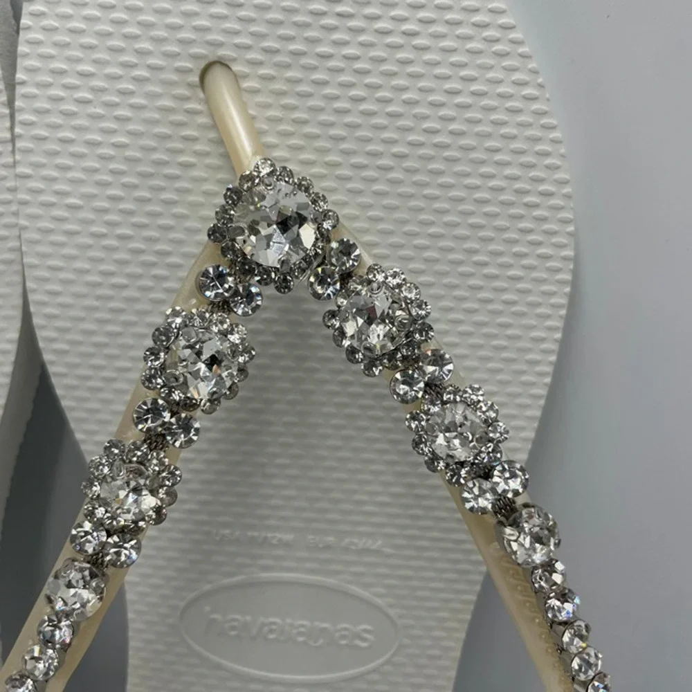 SLLX006 | W's 11/12 | Swarovski x Havaianas Timeless Romance flip flops sandals